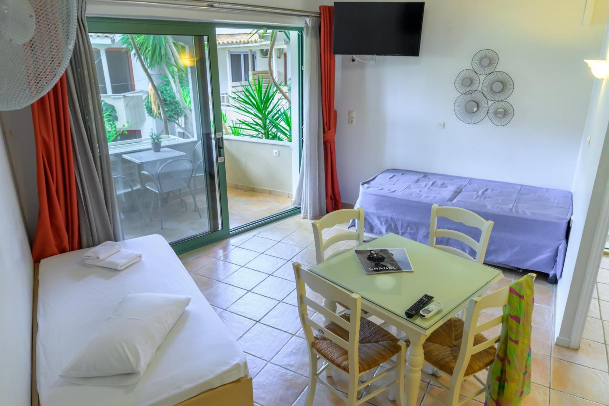 Rouda Bay Beach Hotel Mikros Gialos Ngoại thất bức ảnh