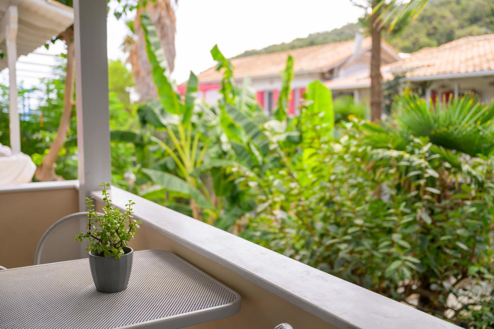 Rouda Bay Beach Hotel Mikros Gialos Ngoại thất bức ảnh