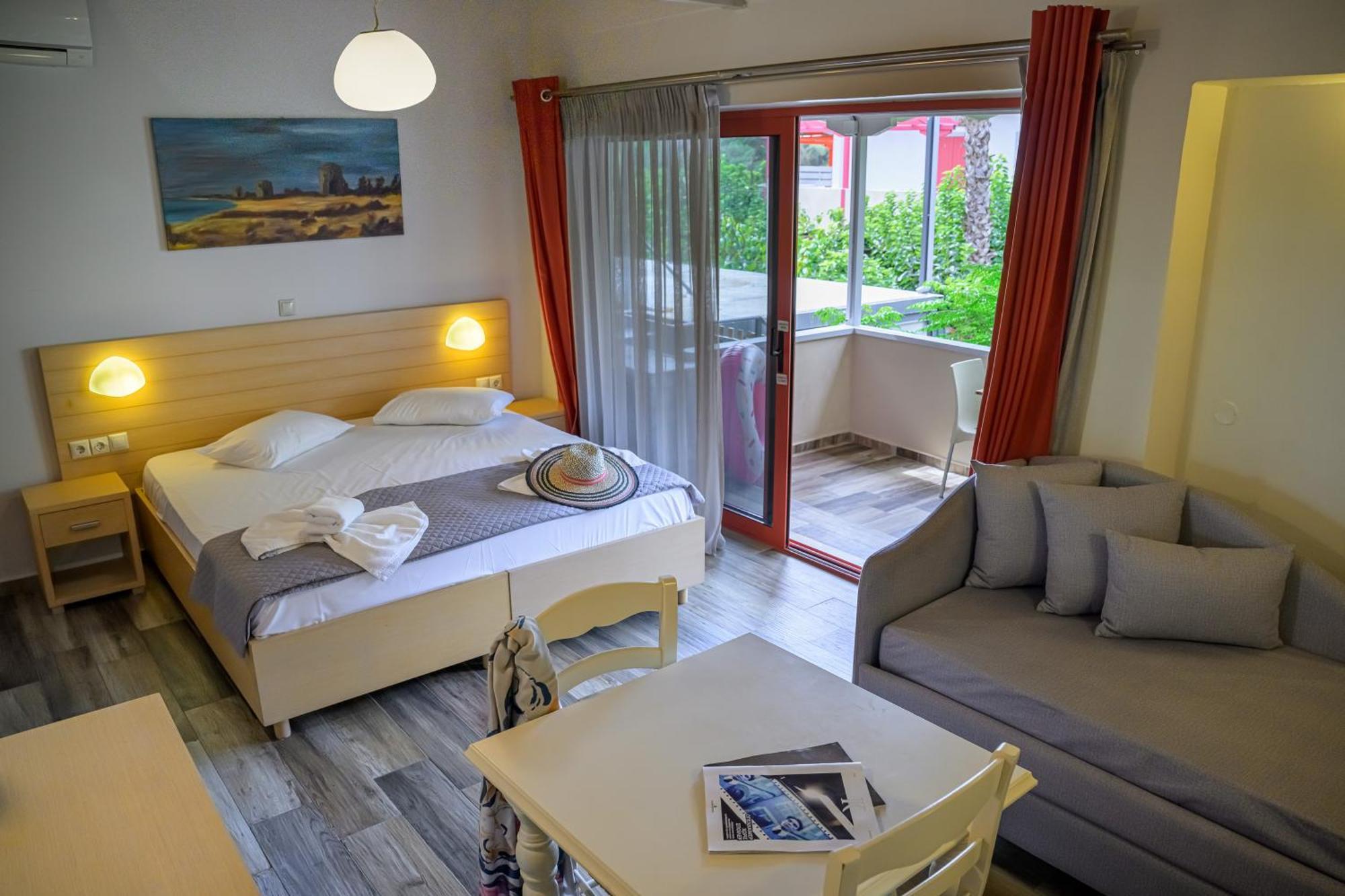 Rouda Bay Beach Hotel Mikros Gialos Ngoại thất bức ảnh