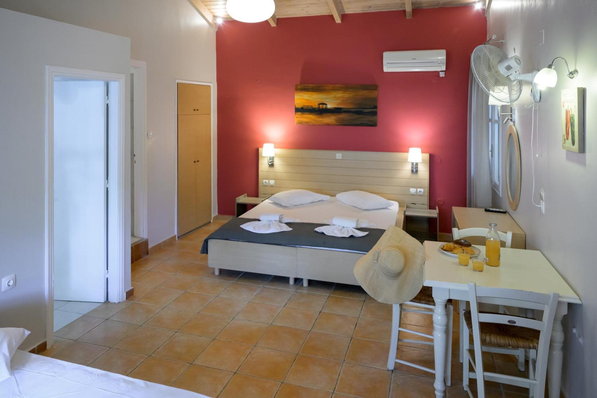Rouda Bay Beach Hotel Mikros Gialos Ngoại thất bức ảnh